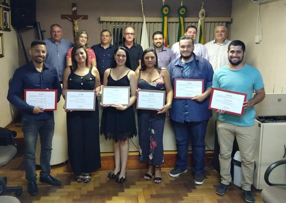 Conselheiros eleitos são empossados