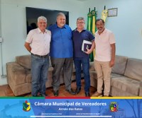 Na manhã de hoje 10/01/2023, o Presidente da Câmara Municipal de Vereadores de Arroio dos Ratos, Dilson Lemos, esteve juntamente com o Prefeito Municipal José Carlos Garcia de Azeredo junto com empresários.