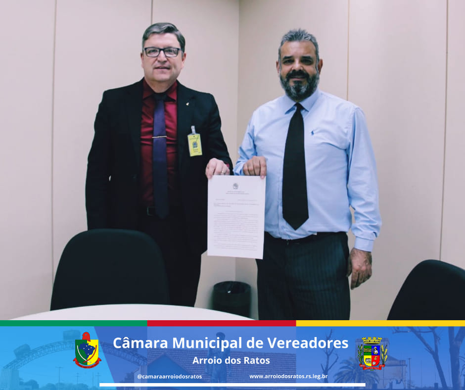 O Presidente Dilson Lemos, entregou ao Sr. Delamar Jobim, Secretário Parlamentar do  Ministro da Secretaria da Comunicação Social, Paulo Pimenta, um ofício que solicita apoio a retomada das obras da BR 290.